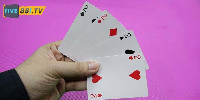 Sở hữu tứ quý 2 được tới trắng xét bài Sở hữu tứ quý 2 được tới trắng xét bài